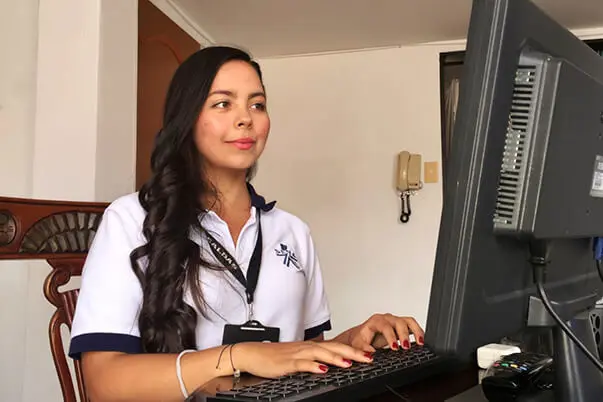 Aprendiz sena del curso de azafata